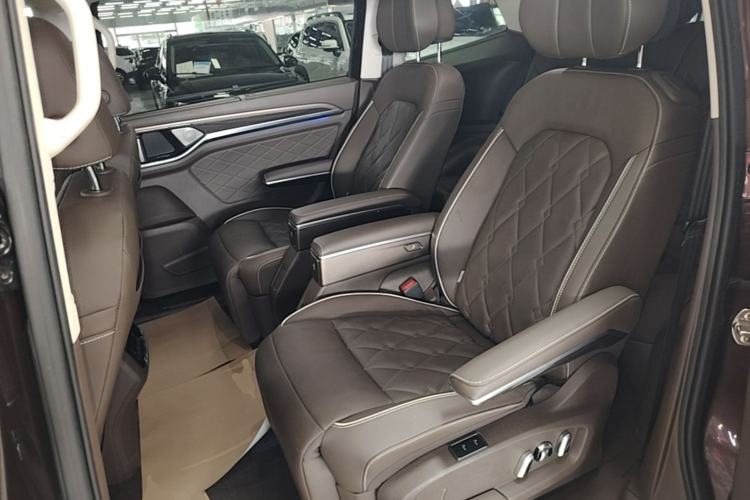 Used Volkswagen Viloran 2020 380TSI Prestige Edition Left Rear Seat