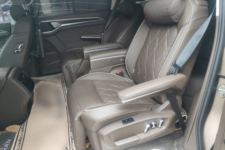 Used Volkswagen Viloran 2020 380TSI Prestige Edition Left Rear Seat