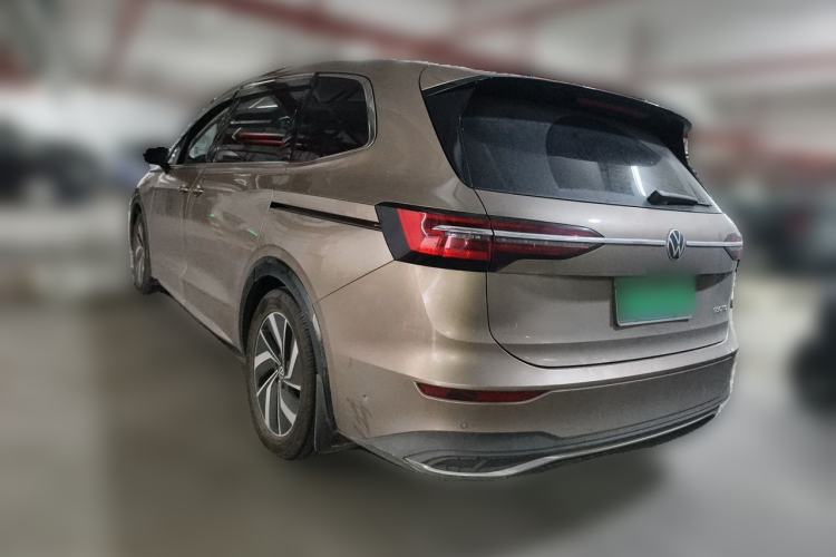 Used Volkswagen Viloran 2020 330TSI Luxury Edition Rear Left 45 Deg