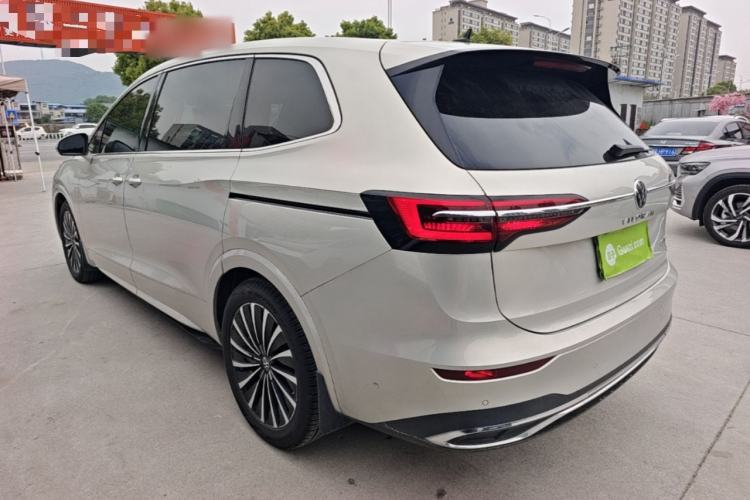 Used Volkswagen Viloran 2020 380TSI Prestige Edition Rear Left 45 Deg