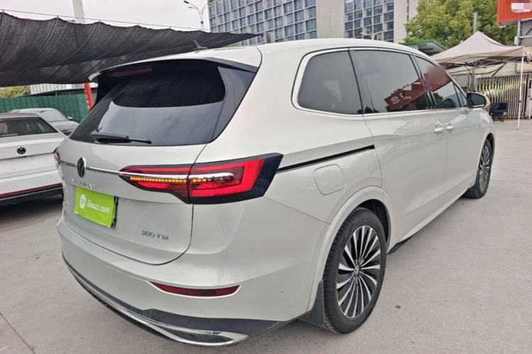 Used Volkswagen Viloran 2020 380TSI Prestige Edition Rear Right 45 Deg