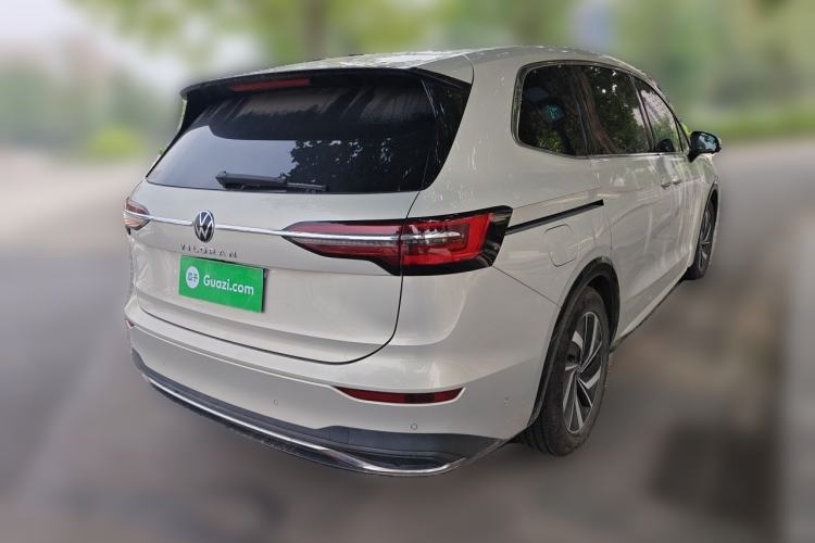 Used Volkswagen Viloran 2020 330TSI Luxury Edition Rear Right 45 Deg