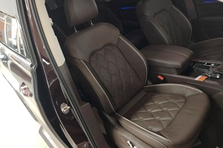 Used Volkswagen Viloran 2020 380TSI Prestige Edition Right Front Seat