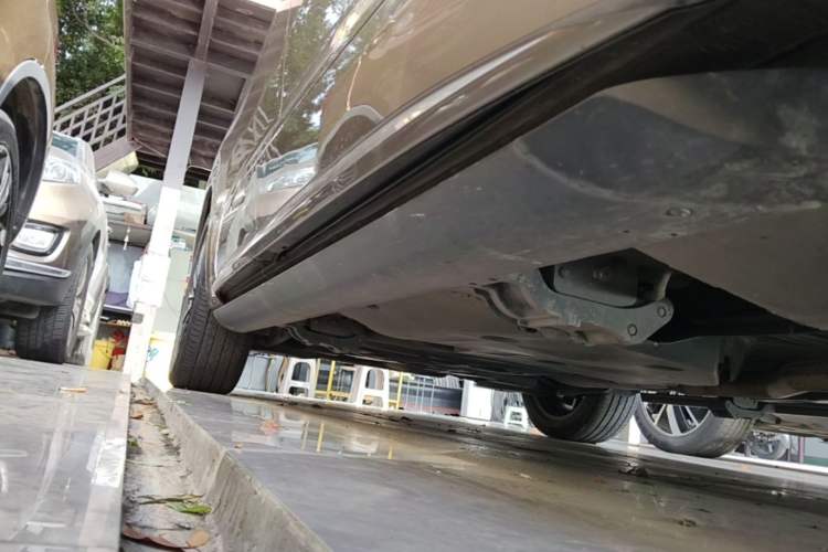 Used Volkswagen Viloran 2020 380TSI Prestige Edition Right Side Sill