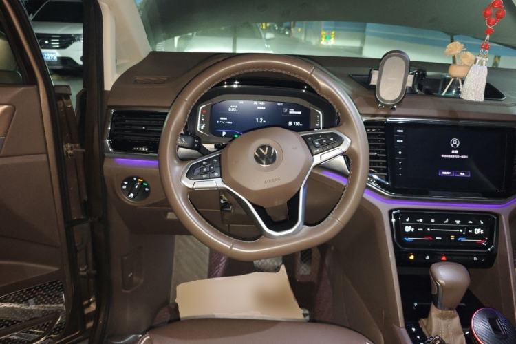 Used Volkswagen Viloran 2020 380TSI Prestige Edition Steering Wheel