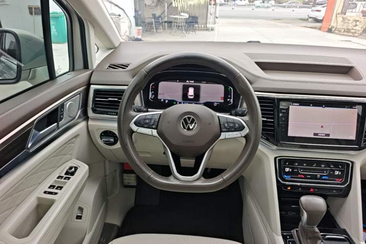 Used Volkswagen Viloran 2020 380TSI Prestige Edition Steering Wheel