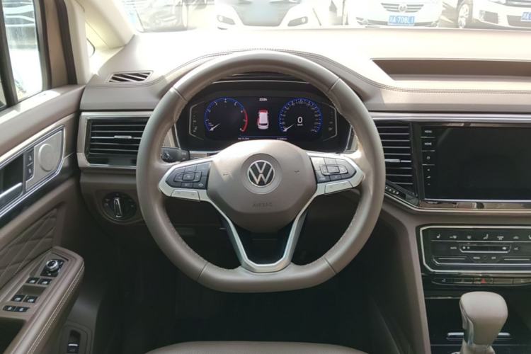 Used Volkswagen Viloran 2020 380TSI Prestige Edition Steering Wheel