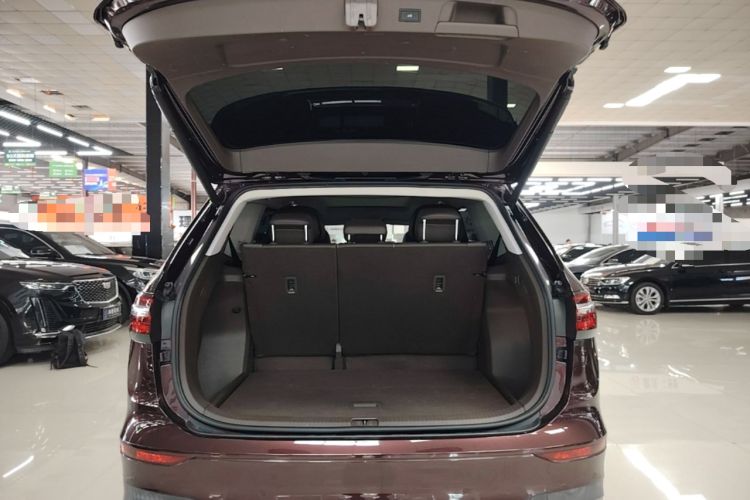 Used Volkswagen Viloran 2020 380TSI Prestige Edition Trunk