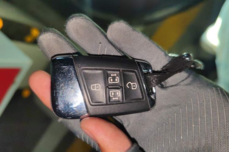 Used Volkswagen Viloran 2020 330TSI Luxury Edition Vehicle Key