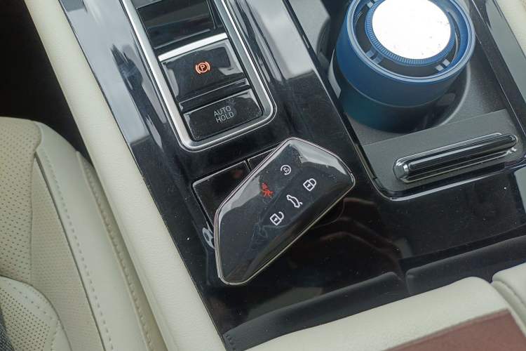 Used Volkswagen Viloran 2020 380TSI Prestige Edition Vehicle Key