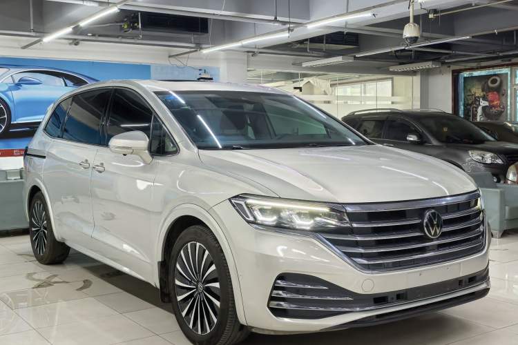 Used Volkswagen Viloran 2020 380TSI Prestige Edition Exterior 2