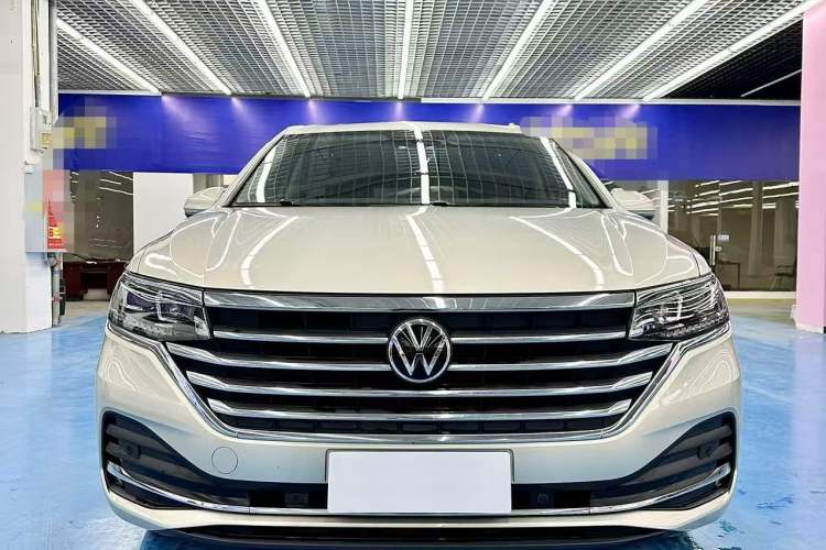 Used Volkswagen Viloran 2020 330TSI Luxury Edition Exterior 8