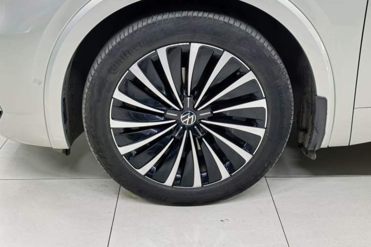 Used Volkswagen Viloran 2020 380TSI Prestige Edition Exterior 9