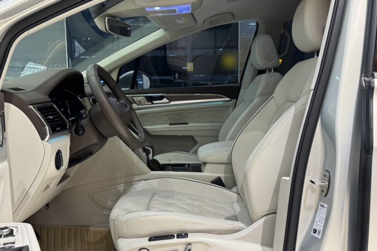 Used Volkswagen Viloran 2020 380TSI Flagship Edition Interior 4