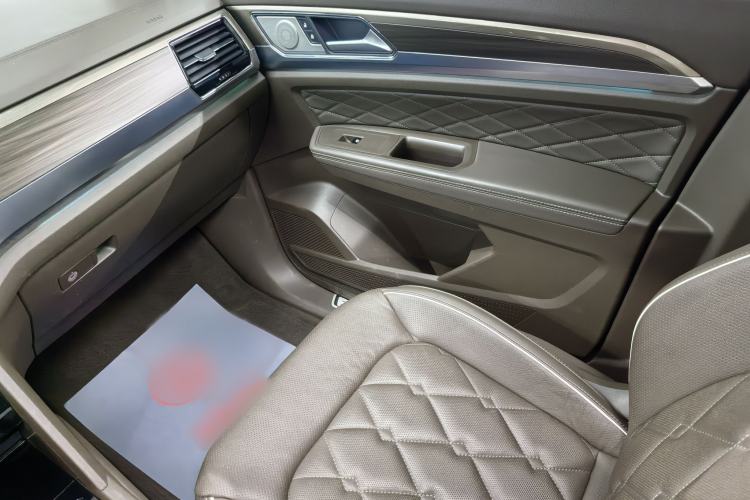 Used Volkswagen Viloran 2020 380TSI Prestige Edition Interior 8