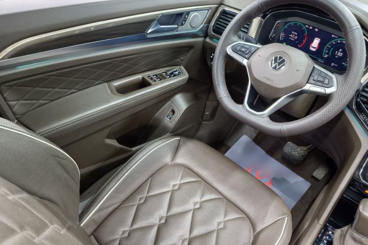 Used Volkswagen Viloran 2020 380TSI Prestige Edition Left Front Seat