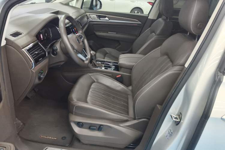 Used Volkswagen Viloran 2020 330TSI Luxury Edition Left Front Seat