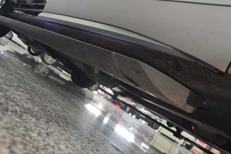Used Volkswagen Viloran 2020 380TSI Flagship Edition Right Side Sill