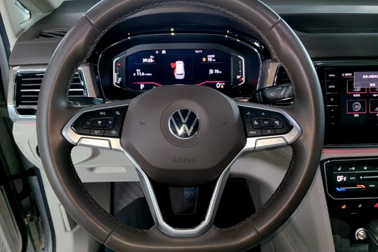 Used Volkswagen Viloran 2020 380TSI Prestige Edition Steering Wheel