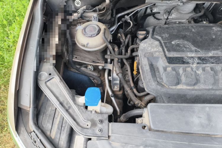 Used Volkswagen Viloran 2020 380TSI Flagship Edition Engine Bay Right