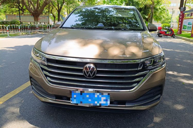 Used Volkswagen Viloran 2020 330TSI Luxury Edition Front