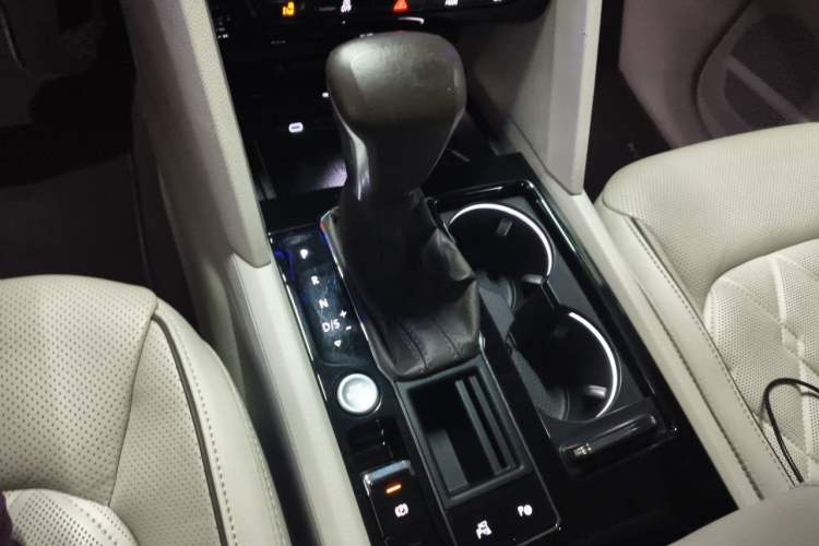 Used Volkswagen Viloran 2020 380TSI Flagship Edition Gear Lever