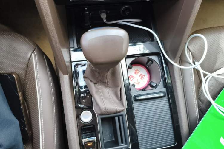 Used Volkswagen Viloran 2020 380TSI Flagship Edition Gear Lever