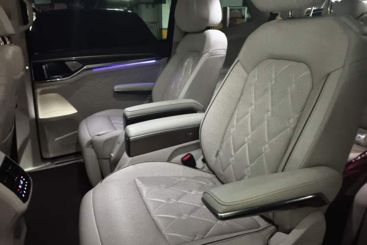 Used Volkswagen Viloran 2020 380TSI Flagship Edition Left Rear Seat