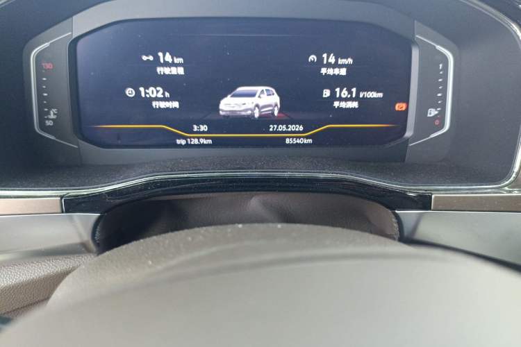 Used Volkswagen Viloran 2020 330TSI Luxury Edition Odometer Close Up