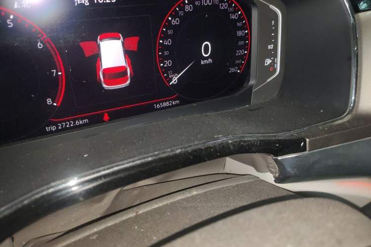 Used Volkswagen Viloran 2020 380TSI Prestige Edition Odometer Close Up