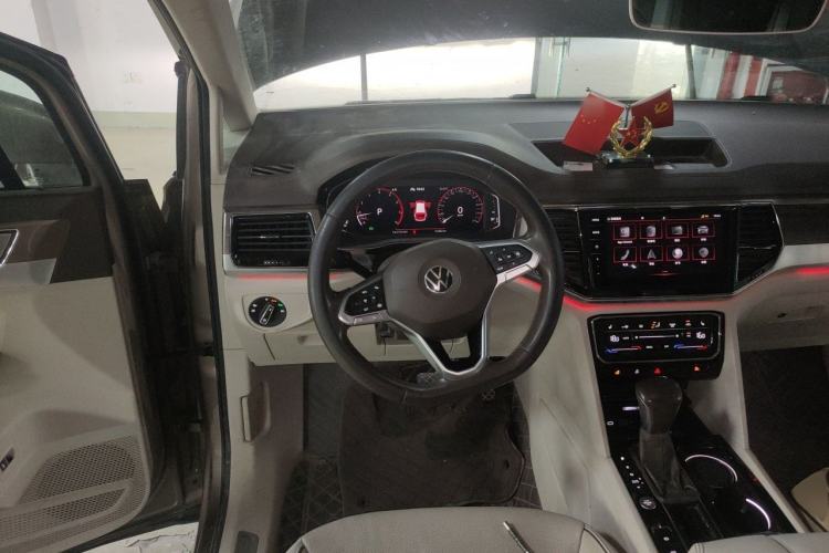 Used Volkswagen Viloran 2020 380TSI Prestige Edition Steering Wheel