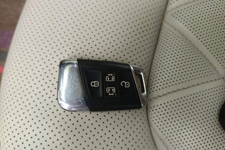 Used Volkswagen Viloran 2020 380TSI Prestige Edition Vehicle Key