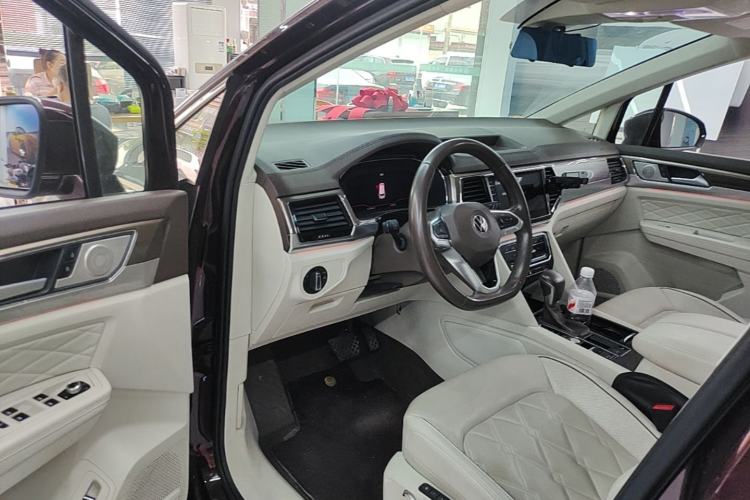 Used Volkswagen Viloran 2020 380TSI Prestige Edition Driver Seat