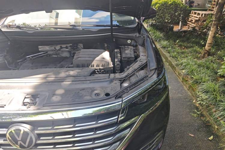 Used Volkswagen Viloran 2020 380TSI Flagship Edition Engine Bay Left