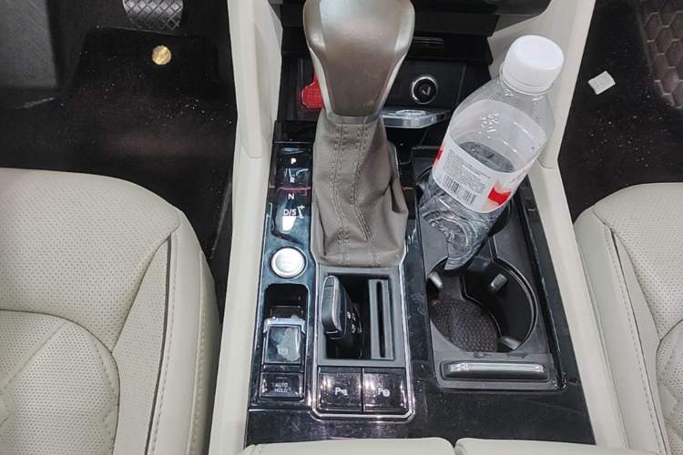 Used Volkswagen Viloran 2020 380TSI Prestige Edition Gear Lever