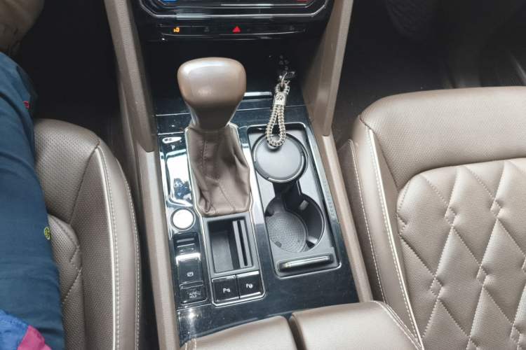 Used Volkswagen Viloran 2020 380TSI Prestige Edition Gear Lever