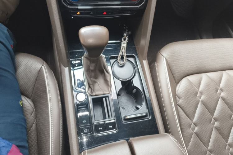 Used Volkswagen Viloran 2020 380TSI Prestige Edition Gear Lever