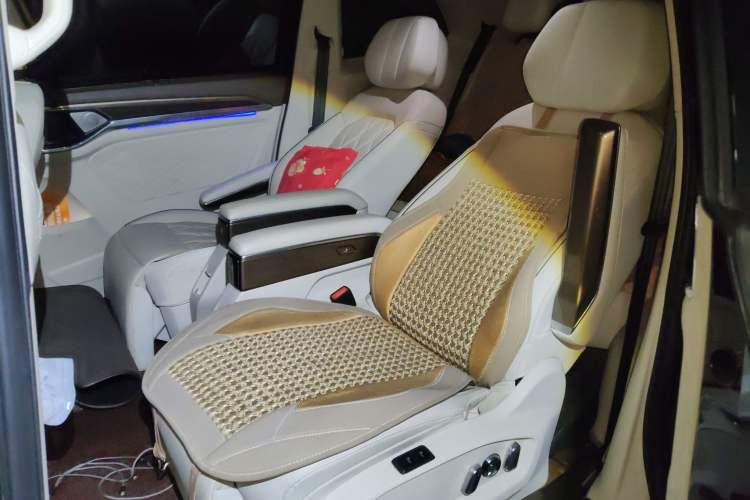 Used Volkswagen Viloran 2020 380TSI Flagship Edition Left Rear Seat