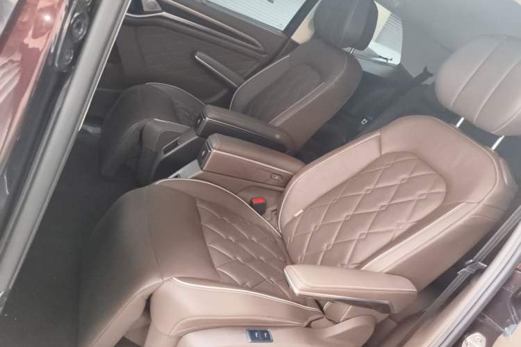 Used Volkswagen Viloran 2020 380TSI Prestige Edition Left Rear Seat