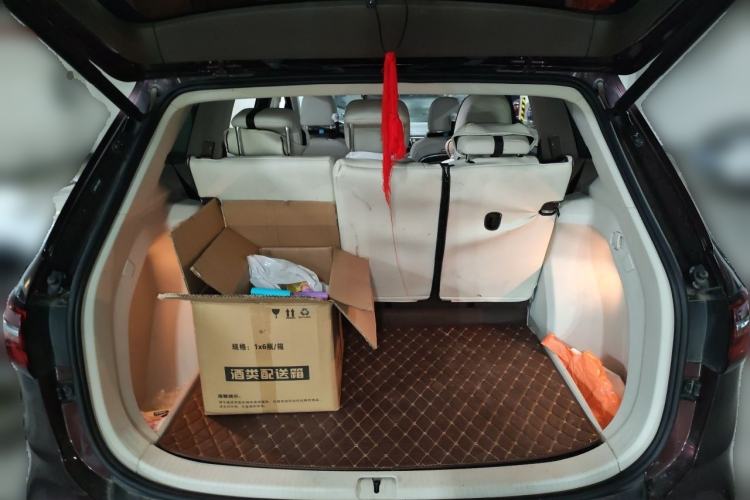 Used Volkswagen Viloran 2020 330TSI Luxury Edition Trunk
