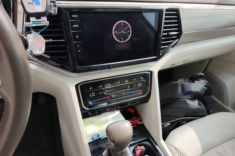 Used Volkswagen Viloran 2020 380TSI Flagship Edition Audio And AC Panel