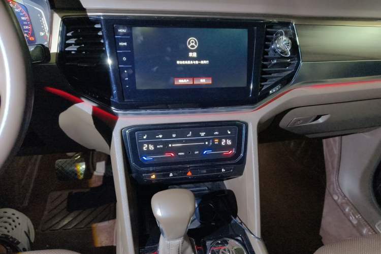 Used Volkswagen Viloran 2020 380TSI Prestige Edition Audio And AC Panel