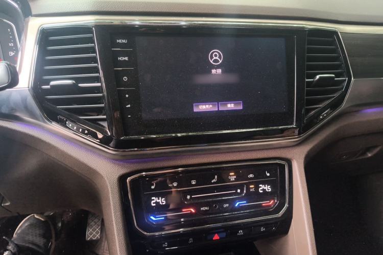 Used Volkswagen Viloran 2020 380TSI Flagship Edition Audio And AC Panel
