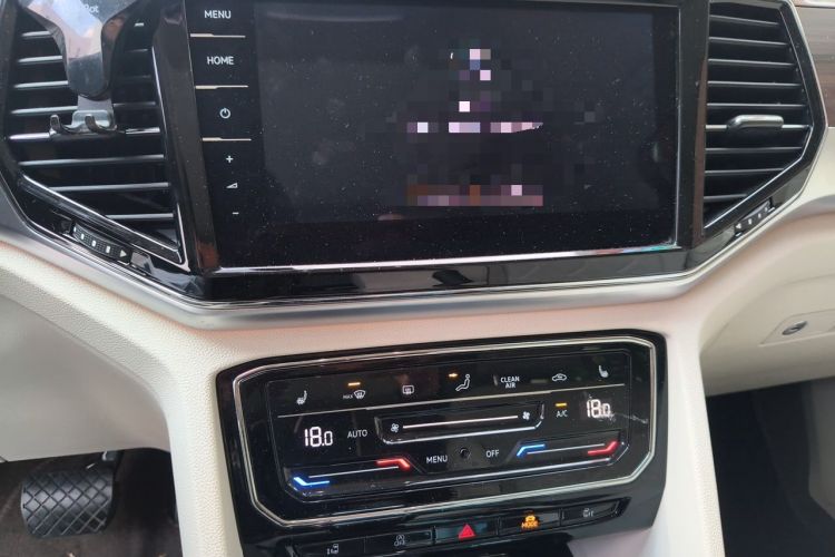 Used Volkswagen Viloran 2020 380TSI Flagship Edition Audio And AC Panel