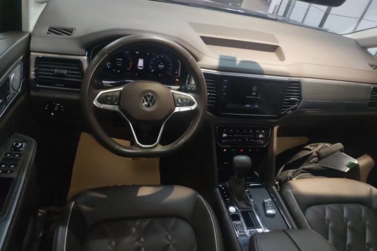 Used Volkswagen Viloran 2020 380TSI Flagship Edition Center Console