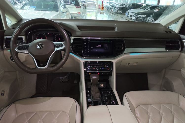Used Volkswagen Viloran 2020 380TSI Flagship Edition Center Console