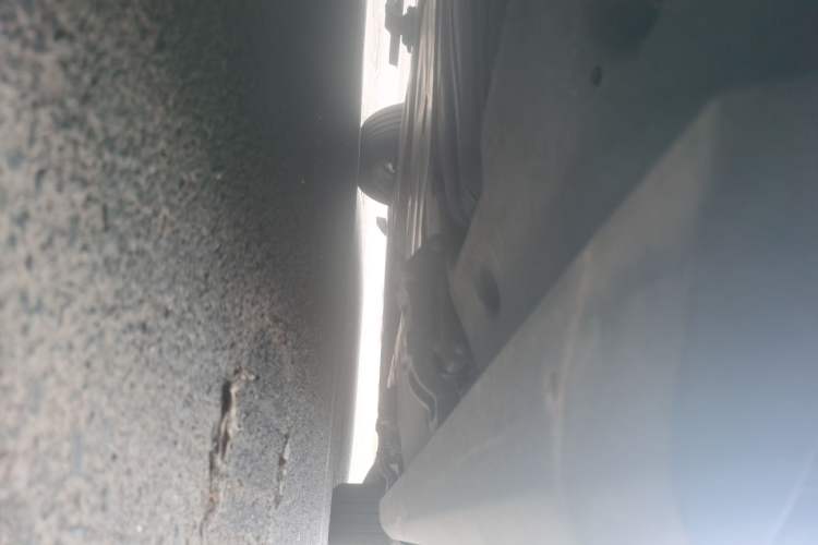 Used Volkswagen Viloran 2020 330TSI Luxury Edition Chassis Rear Right