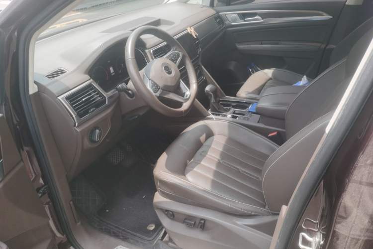 Used Volkswagen Viloran 2020 330TSI Luxury Edition Driver Seat