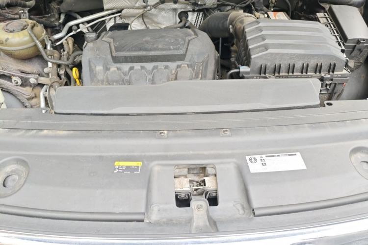 Used Volkswagen Viloran 2020 380TSI Flagship Edition Engine Bay