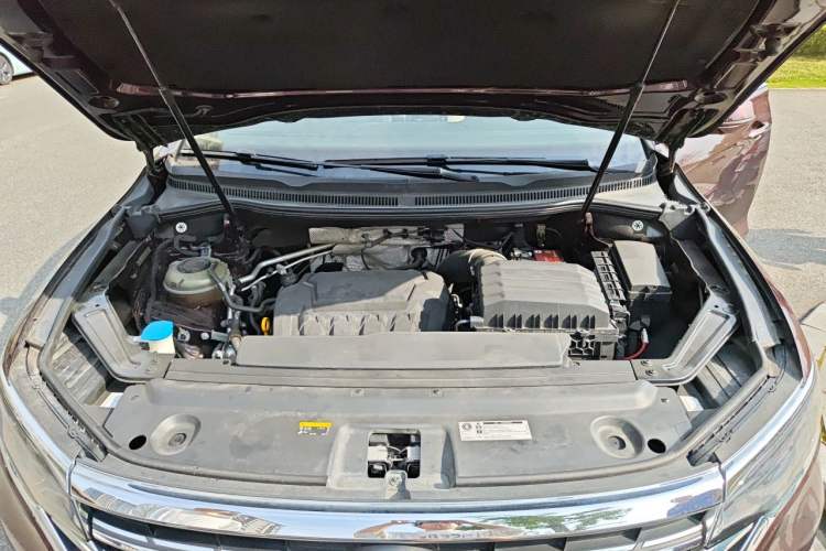 Used Volkswagen Viloran 2020 380TSI Flagship Edition Engine Bay